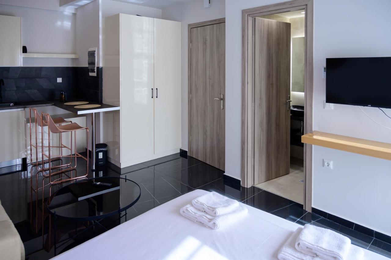 Luxury Suites By Panagiota プレベザ エクステリア 写真