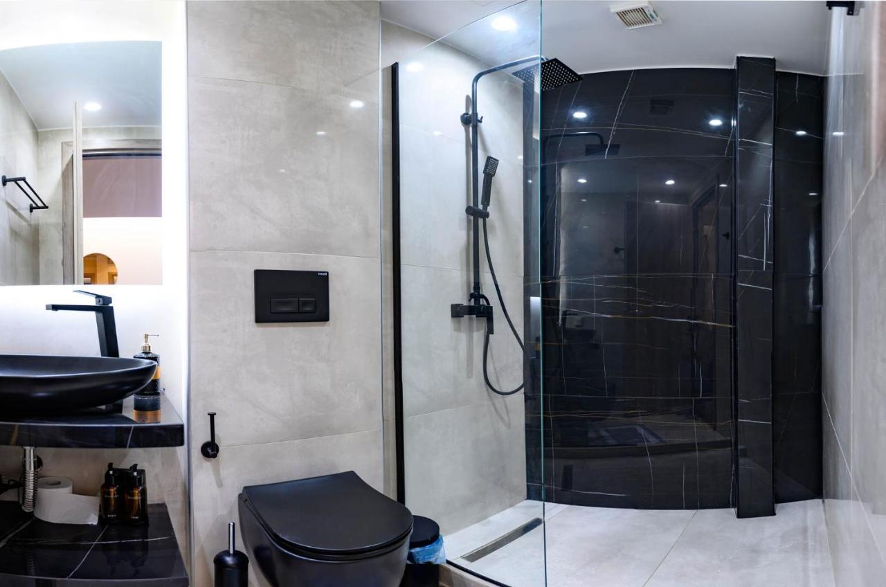 Luxury Suites By Panagiota プレベザ エクステリア 写真