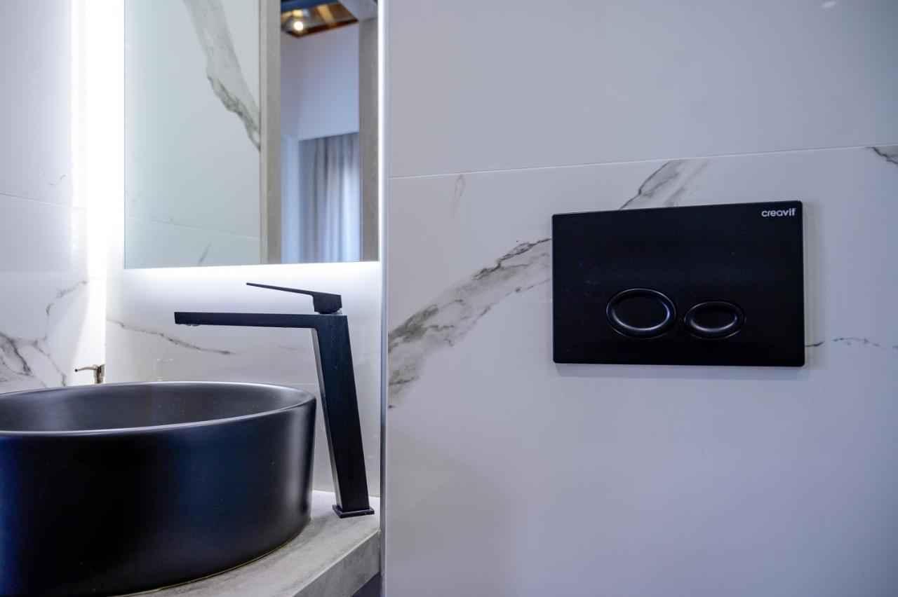 Luxury Suites By Panagiota プレベザ エクステリア 写真