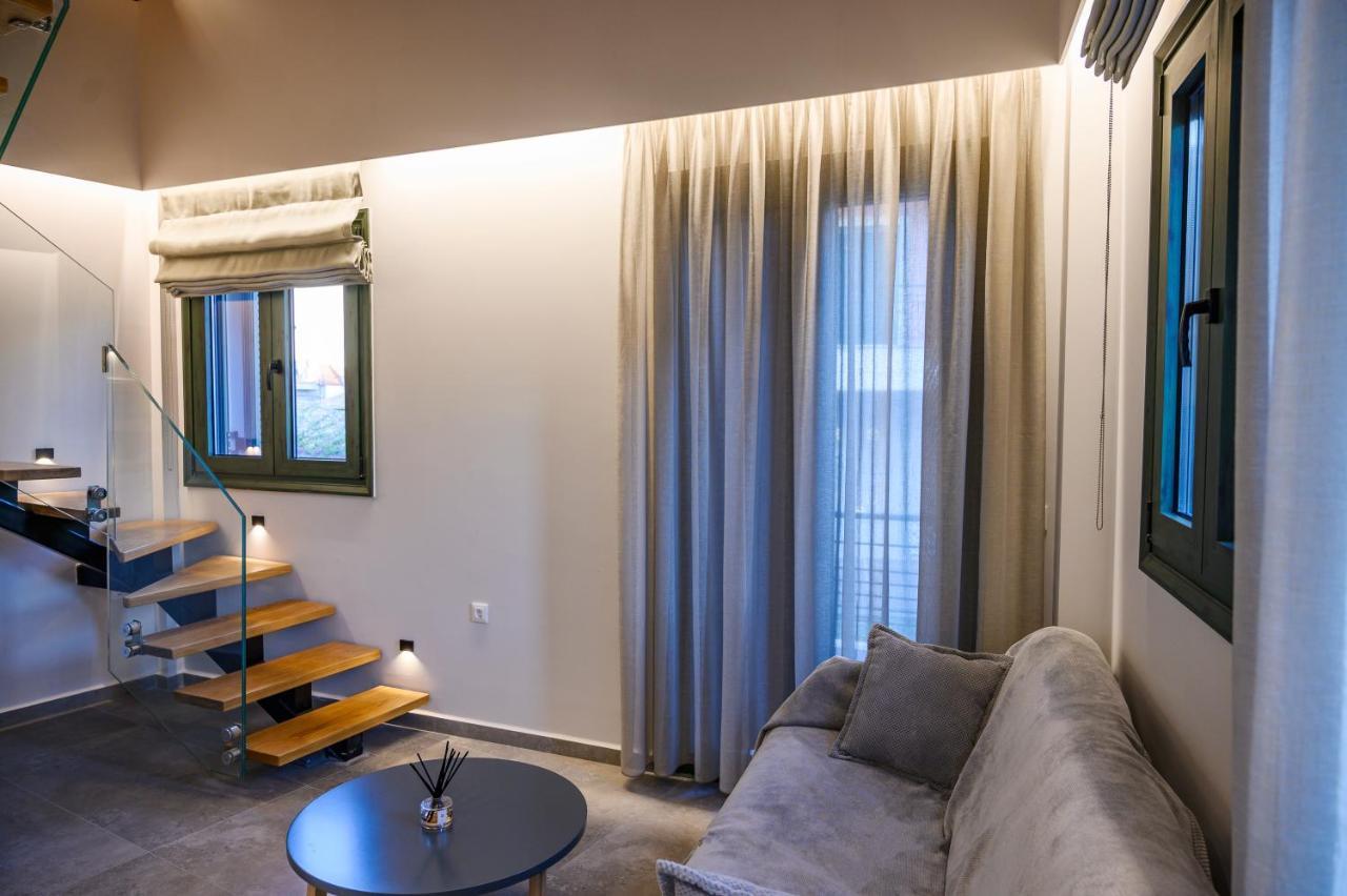 Luxury Suites By Panagiota プレベザ エクステリア 写真