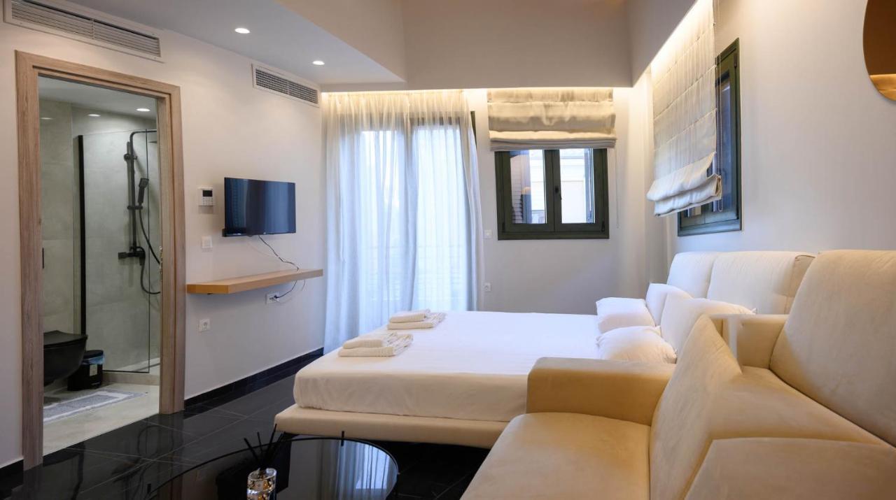 Luxury Suites By Panagiota プレベザ エクステリア 写真